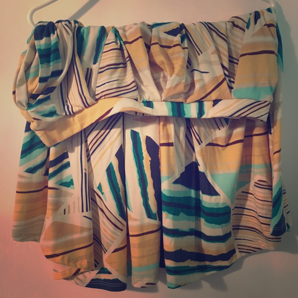 EUC LulaRoe Madison Skirt Geometric Design